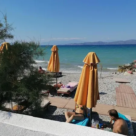 Family 3 Apartman Léheo